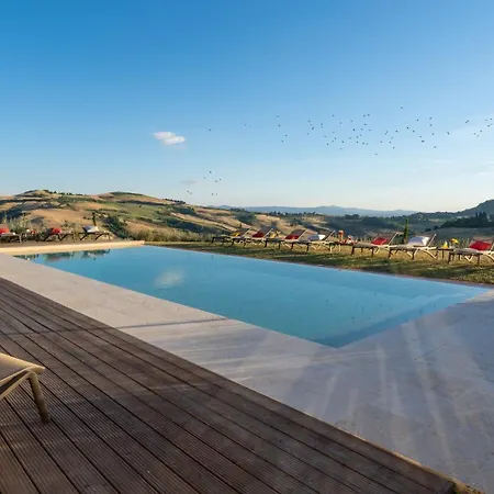 Villa Il Poggiarellone 14, Emma Volterra